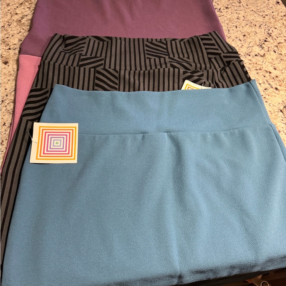 3 lularoe Cassie skirts 🆕 size XL bundle - Picture 10 of 12